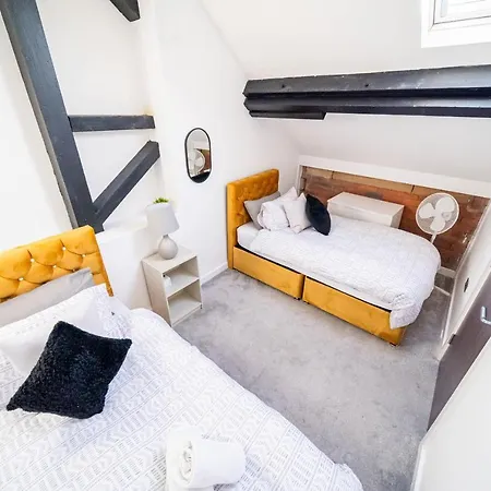 Fancy 2-bedroom With 2 Bathrooms In Town Centre Apartment Bradford (West Yorkshire)